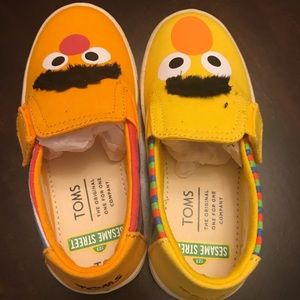 Bert and Ernie Luca BNWT Tom’s